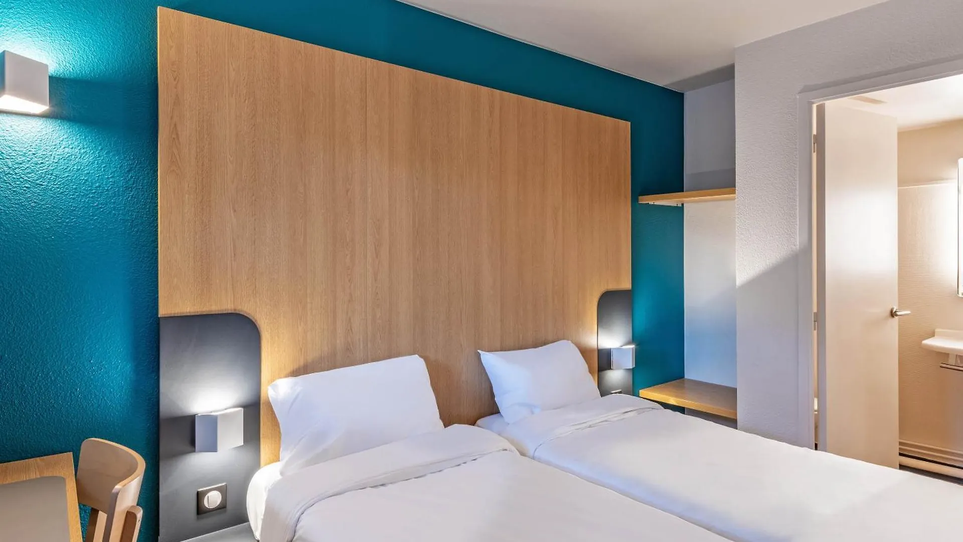 B&B Hôtel Quimper Nord Douarnenez Hotel